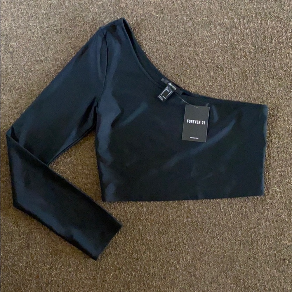 Black One Sleeve Top